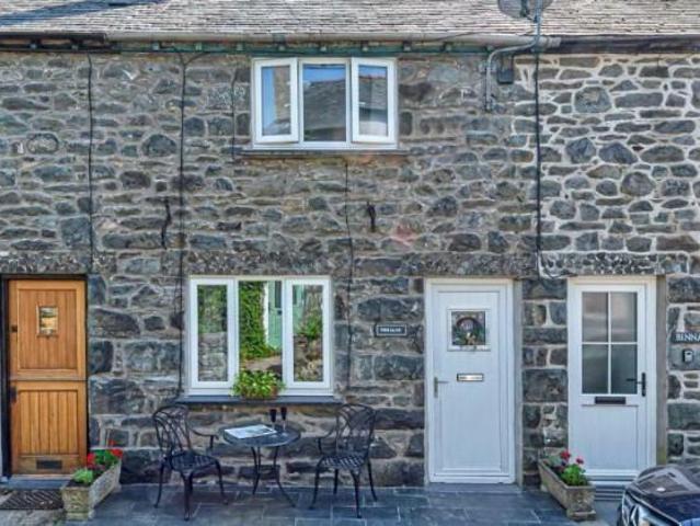 2 bedroom house for sale