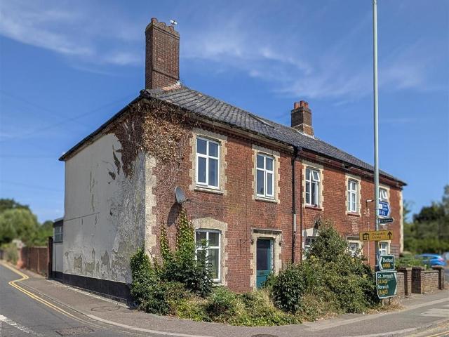 2 bedroom house for sale