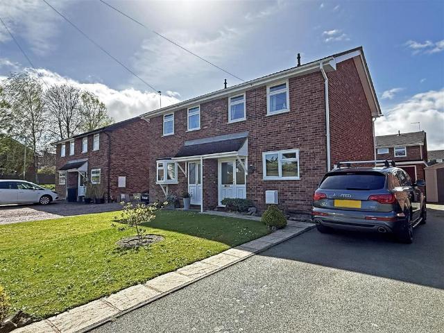 2 bedroom house for sale