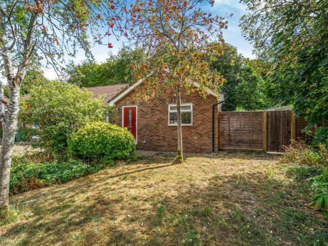 2 bedroom house for sale