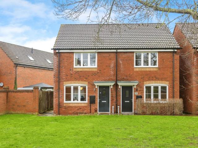 2 bedroom semi detached house for sale