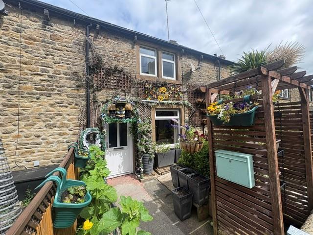 2 bedroom house for sale