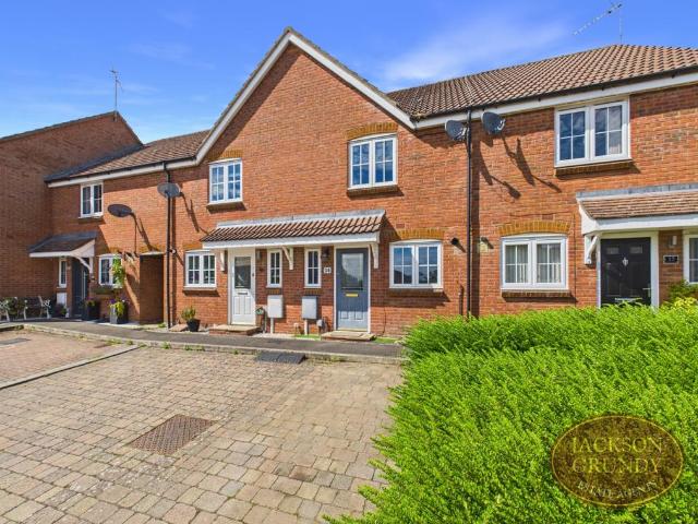 2 bedroom terraced house for sale