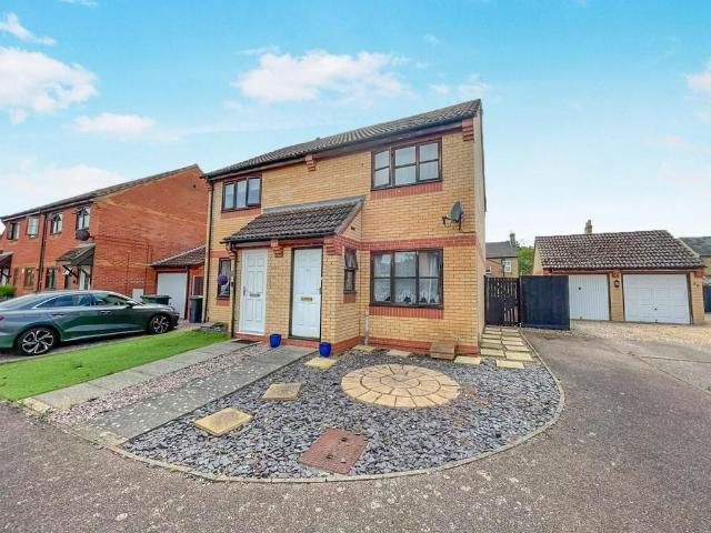 2 bedroom house for sale