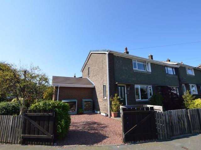 2 bedroom house for sale