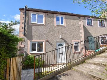 2 bedroom house for sale