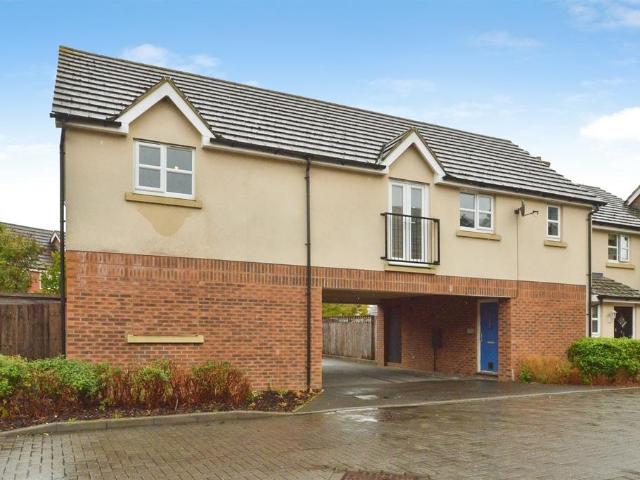 2 bedroom house for sale