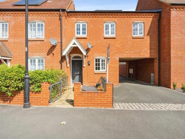 2 bedroom house for sale