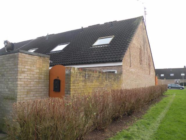 2 bedroom house for sale