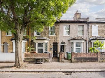 2 bedroom house for sale