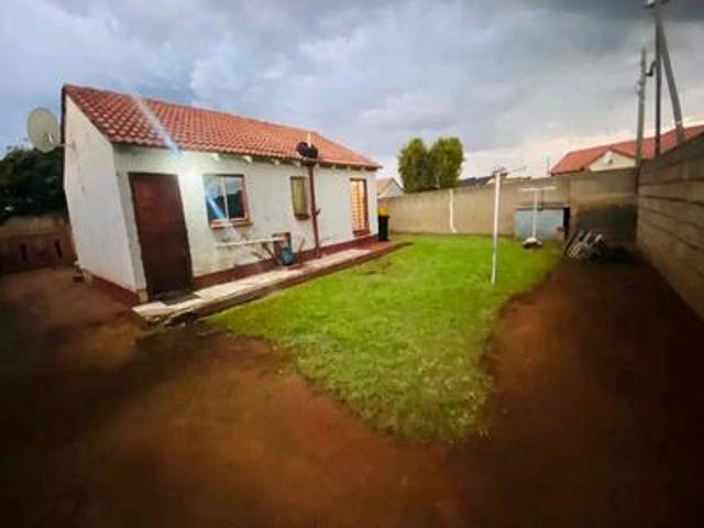 2 bedroom house for sale