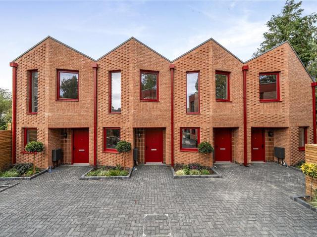 2 bedroom house for sale