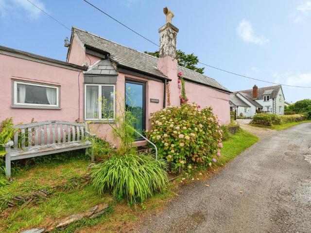 1 bedroom semi detached house for sale