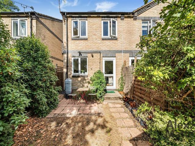 2 bedroom house for sale