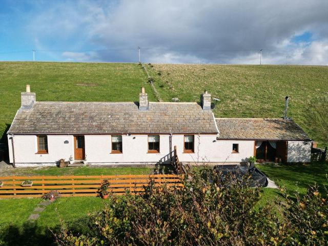 2 bedroom house for sale