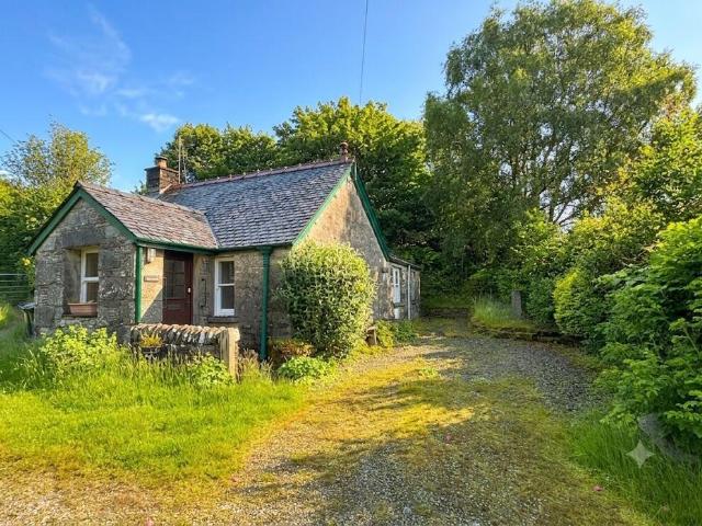 2 bedroom house for sale