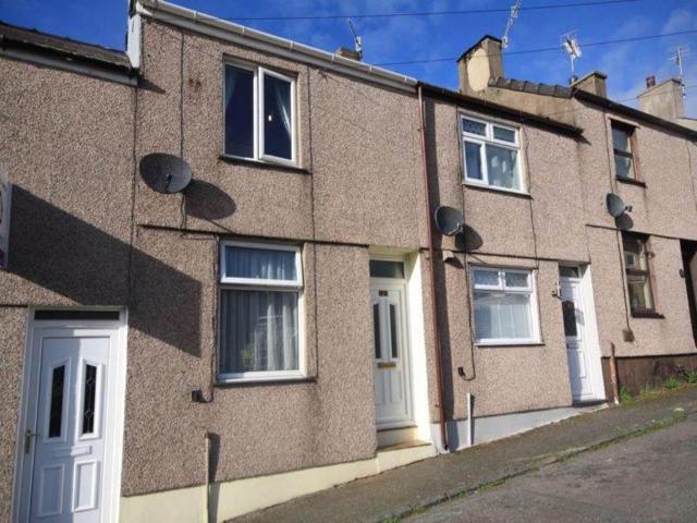 2 bedroom house for sale