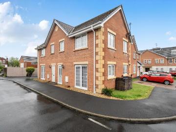 2 bedroom house for sale