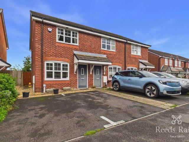 2 bedroom house for sale