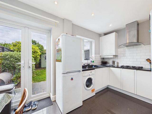 2 bedroom house for sale