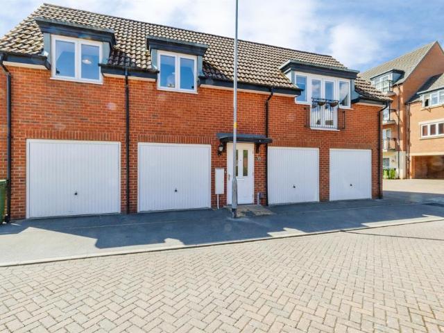 2 bedroom house for sale