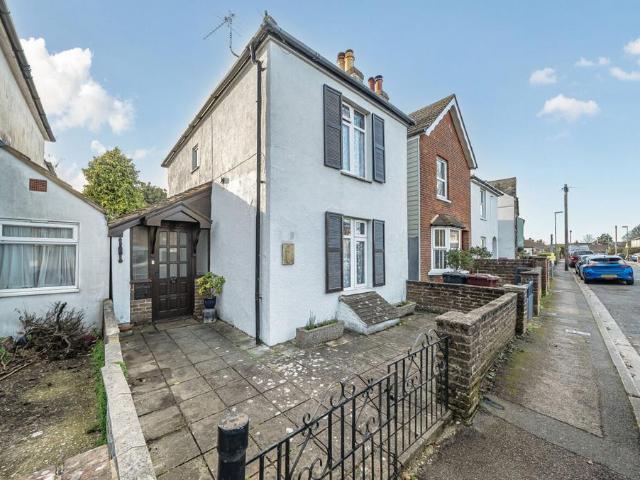 2 bedroom house for sale