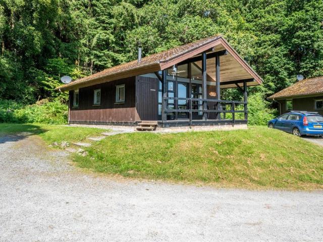 2 bedroom house for sale