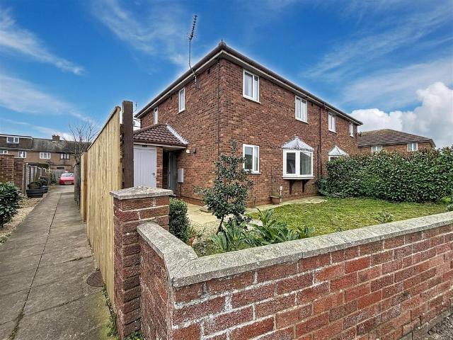 2 bedroom house for sale