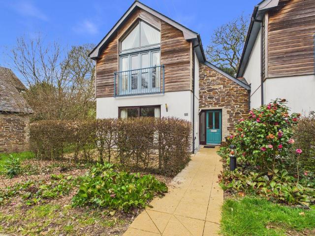 2 bedroom house for sale