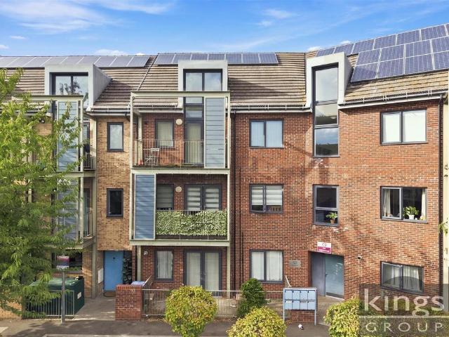 2 bedroom flat for sale