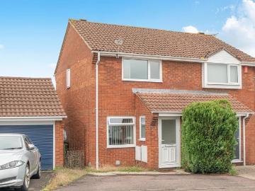 2 bedroom house for sale