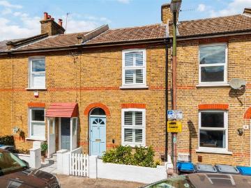 2 bedroom house for sale