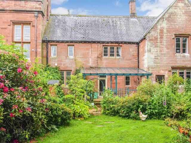 2 bedroom house for sale