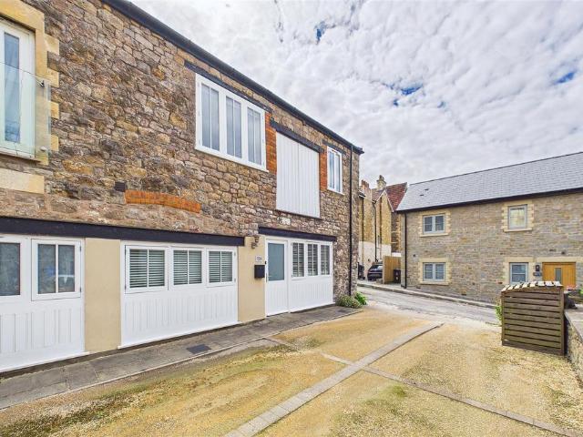 2 bedroom house for sale