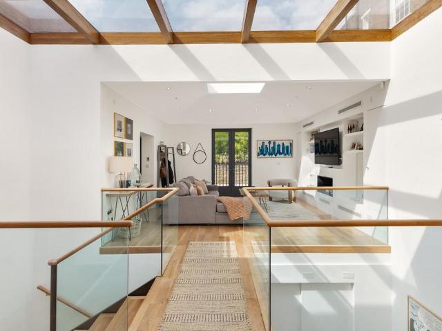 2 bedroom house for sale