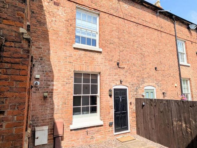 2 bedroom house for sale