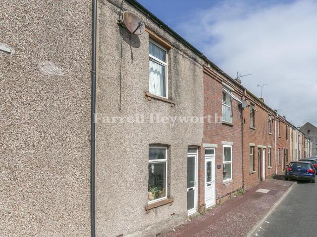 2 bedroom house for sale