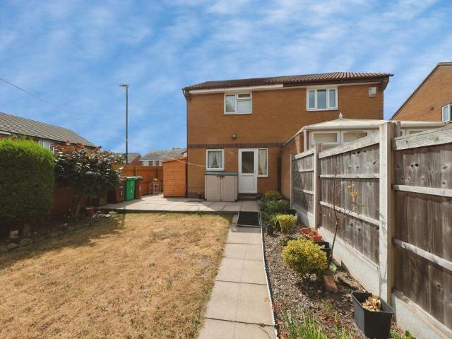 2 bedroom house for sale