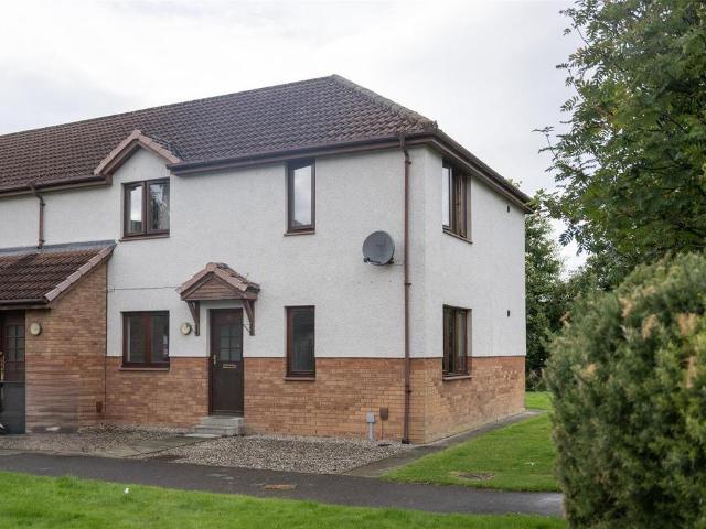 2 bedroom house for sale