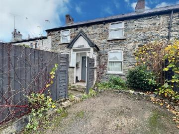 2 bedroom house for sale