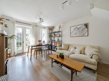 2 bedroom house for sale
