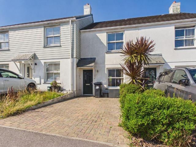 2 bedroom house for sale