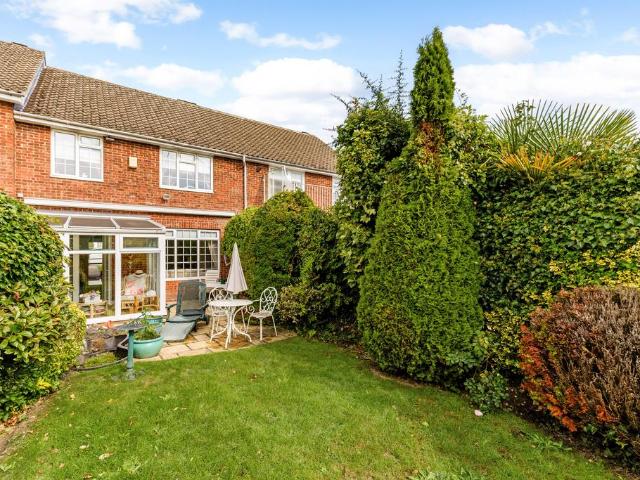 2 bedroom house for sale