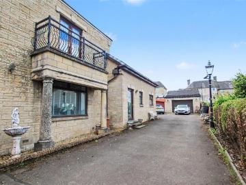2 bedroom house for sale