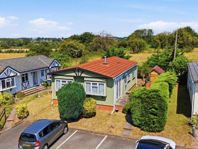 2 bedroom house for sale