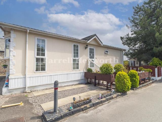 2 bedroom house for sale