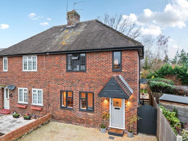 2 bedroom house for sale