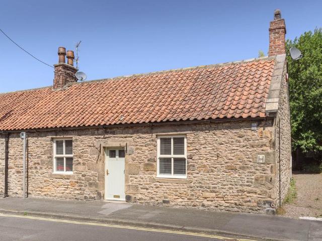 2 bedroom house for sale