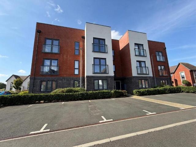 2 bedroom house for sale
