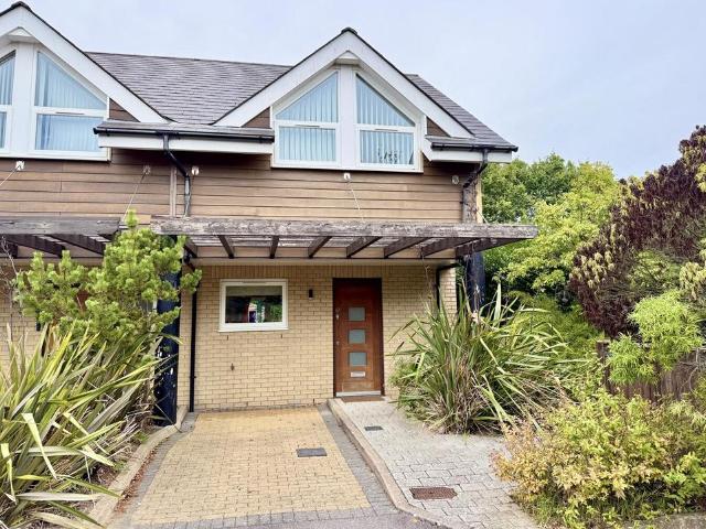 2 bedroom house for sale